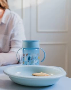 Suavinex Forest Blauw 360° Drinkbeker Met Handvatten SXZFEE070157 -Babyproducten  Winkel Suavinex Forest Blauw 360 Drinkbeker met Handvatten SXZFEE070157 4