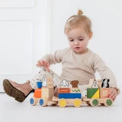 Bambolino Toys Nijntje Houten Blokkentrein 17065 -Babyproducten  Winkel bambolino toys nijntje houten blokkentrein 17065 lifestyle 1