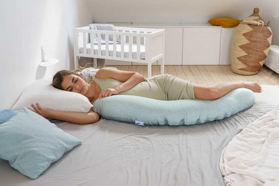 Doomoo Buddy Cloudy Kaki Voedingskussen B60 5 Doomoo Buddy Cloudy Kaki Voedingskussen B60 - Afbeelding 3