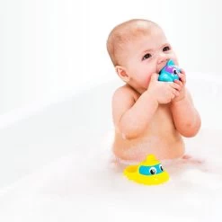 Playgro Rainy Raccoon Submarine Muzikaal Badspeeltje P4087629 -Babyproducten  Winkel playgro rainy raccoon submarine muzikaal badspeeltje p4087629 009