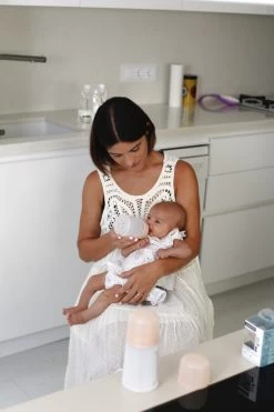 Suavinex Zero.Zero Anti-Colic Slow Flow Zuigfles 180ml SXZBRF051118 -Babyproducten  Winkel suavinex zer .zer anti colic zuigfles 6 1