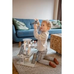 Tryco Houten Garage Incl. Speeltjes TR-303024 -Babyproducten  Winkel tryco houten garage incl. speeltjes tr 303024 4